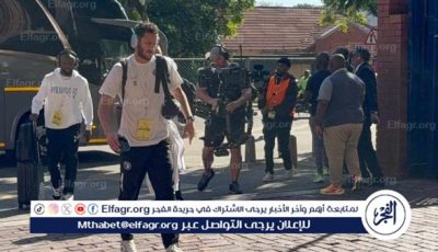فريق بيراميدز يصل ملعب مباراة صن داونز