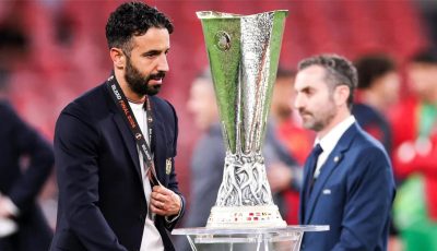 أموريم يُهين لاعب مانشستر يونايتد أمام زملائه: ادعُ الله أن تجد ناديًا يوقع معك