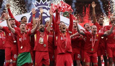 مهاجم ليفربول يجبر بايرن ميونخ على بيعه لاعبيه للتعاقد معه