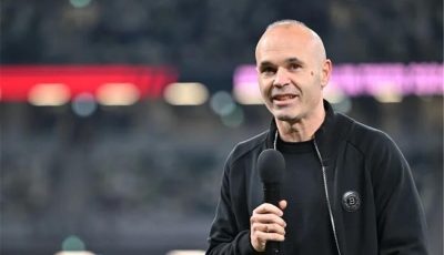 موهبة فريدة.. إنييستا يكشف عن أمنيته بعد تمديد عقد لامين يامال مع برشلونة