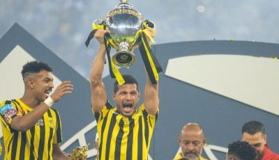 طارق حامد.. من بطل إلى شاهد على تتويج الاتحاد بدوري روشن