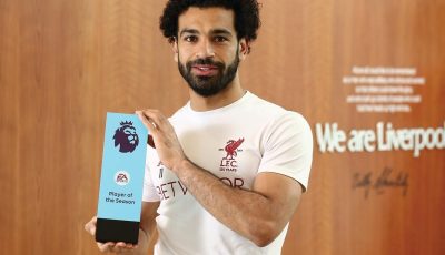 رسمياً: محمد صلاح يواصل تحطيم الأرقام.. جائزة أفضل لاعب في الدوري الإنجليزي بين يديه!