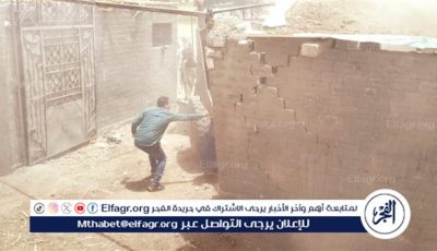 “كان بيدافع عن مخالفته” رئيس مركز منفلوط بأسيوط ينقذ مواطن من الموت أسفل عجلات اللودر أثناء تنفيذ قرار ازالة