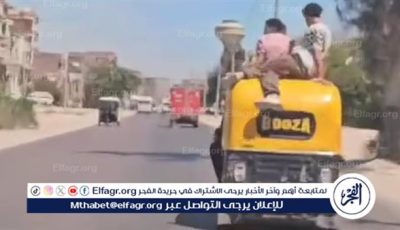 3 مراهقين يعتلون توكتوك ويعرضون حياتهم للخطر في البحيرة