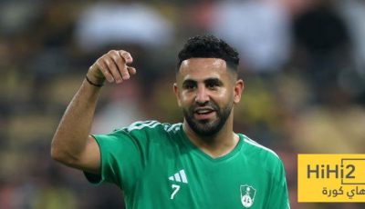 محرز يصف لاعبي الأهلي بـ”المجانين!”