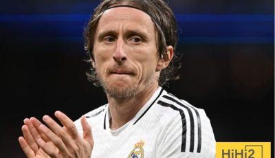 لوكا مودريتش سيلتحق بنجوم برشلونة الشهر القادم