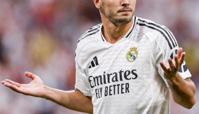 تين هاغ يحلم بتعويض فيرتز بلاعب من ريال مدريد
