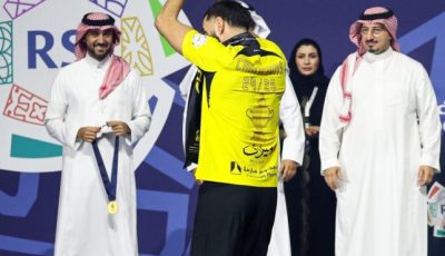 بنزيما يتغنى بجماهير الاتحاد في كلمات جميلة
