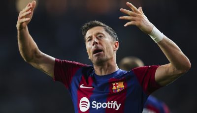ليفاندوفسكي يحسم مستقبله مع برشلونة بكلمات واضحة