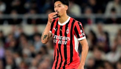 تيجاني ريندرز لاعب ميلان على أعتاب مانشستر سيتي