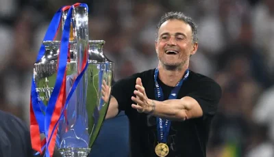 ألفارو بينيتو يشيد بنجاح لويس إنريكي مع باريس سان جيرمان