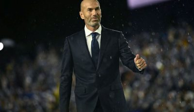 هل رفض زيدان عرضاً خيالياً من الهلال؟