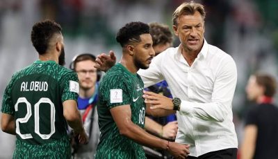 رينارد يستقر على تشكيلة المنتخب السعودي أمام البحرين