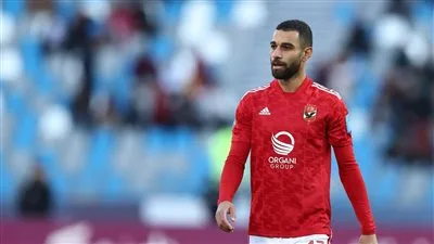 خلفيات المفاوضات بين سيراميكا كليوباترا وعمرو السولية بعد تعثر انتقاله للسويحلي الليبي