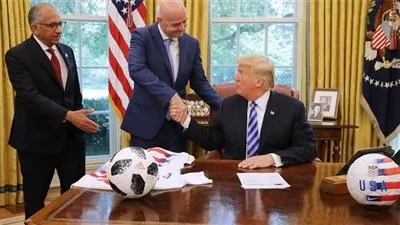 الرئيس الأمريكي دونالد ترامب يختار حضور نهائي كأس العالم للأندية.. وسنولي اهتماماً بصحة اللاعبين