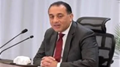 رئيس الوزراء يتابع خطوات تأمين الوقود ورفع مديونيات الجهات الحكومية لشركات الكهرباء.