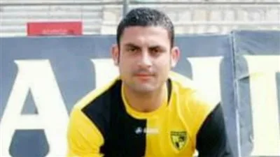 الحسيني: درع الفيوم الدفاعي – بداية مسيرتي الكروية براتب 80 جنيه وأنقذت حياة شقيق وليد سليمان