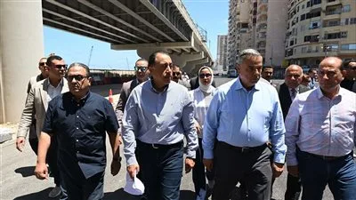 رئيس الوزراء يزور مشروع تطوير محور «محمد نجيب» وتوسيع كورنيش الإسكندرية