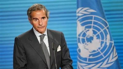 إيران تعلن عن أجهزة تجسس في أحذية المفتشين وتتهم إسرائيل بتزوير المعلومات.