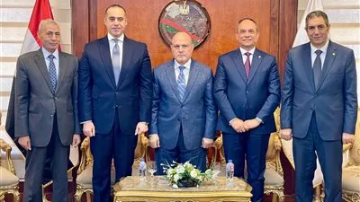 رئيس النيابة الإدارية يستقبل وزير الشؤون النيابية والقانونية لتهنئته بمناسبة توليه رئاسة الهيئة