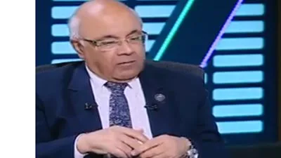من يتحمل مسؤولية تكلفة تجديد الشقة القديمة، المستأجر أم المالك؟ توضيحات من النائب عطية الفيومي