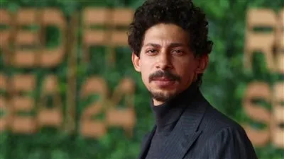 مخرج كليبات محمد رمضان يسلط الضوء على العناصر البصرية.