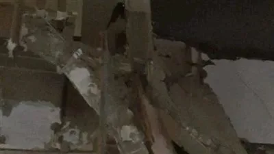 إصابة أربعة أفراد من عائلة واحدة جراء انهيار منزل قديم في أسيوط