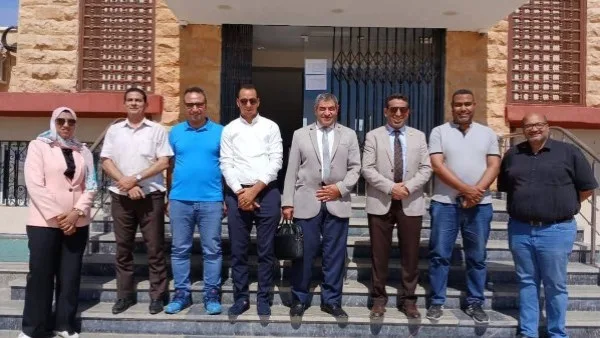 الجامعة تستقبل لجنة من المجلس الأعلى والمحافظ يوافق على الحد الأدنى للقبول في مدارس التمريض