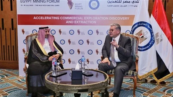 وزير البترول يستعرض مع نائب وزير الثروة المعدنية السعودي أوجه التعاون بين البلدين
