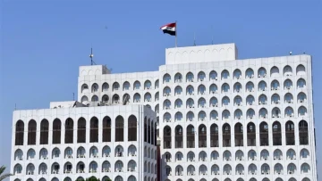 العراق يحذر من خطر استخدام إسرائيل لذرائع لتحقيق أهدافها التوسعية في قصف دمشق.
