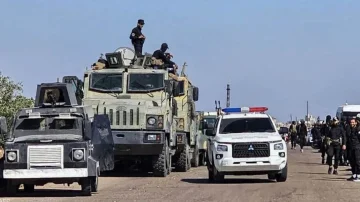 الجيش السوري يبدأ مغادرته للسويداء.. وزيارة قريبة لاتفاق مرتقب