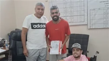 الشمس يتعاقد مع محمود سامي، صانع ألعاب سموحة السابق، لمدة موسمين.