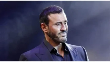 الدموع في العيون والألم في القلوب