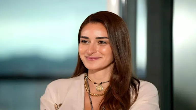 أمينة خليل تبرز بإطلالة ساحرة في أحدث ظهور لها