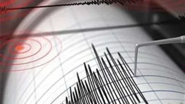 زلزال بقوة 4.6 درجة يضرب محافظة سمنان في إيران