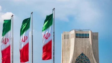 مسؤول إيراني يوجه نداء للعرب: انظروا إلى الواقع