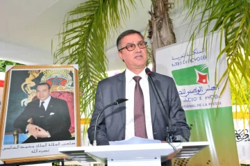 “لجنة المجاهد” تكشف ضعف المؤسسات الصحفية ونقص التكوين وتوصي بإنشاء هيئة للأعمال الاجتماعية.