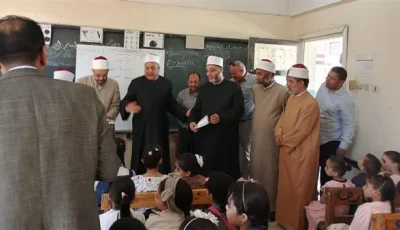 رئيس قطاع المعاهد الأزهرية يقوم بزيارة النشاط الصيفي لتعليم القرآن الكريم في معهد العارف بسوهاج