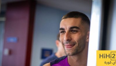 برشلونة يؤجل تجديد عقد توريس.. والسبب؟!
