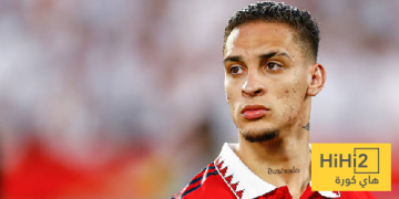 اليونايتد يحدد طلباته المادية لرحيل أنتوني