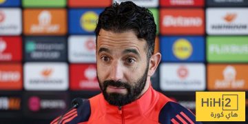 هل يحل الثنائي السحري أزمة مانشستر يونايتد التهديفية؟