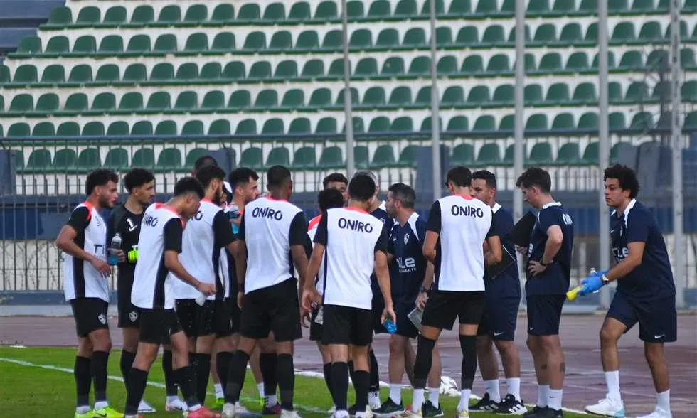 تدريب الزمالك – فيريرا يقلل من الجهد البدني ويركز على الجوانب الفنية والتكتيكية.