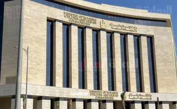 بدء تنفيذ مشروع ربط محطتين كهربائيتين وتحسين كفاءة شبكة صرف المنطقة الصناعية في مدينة العبور