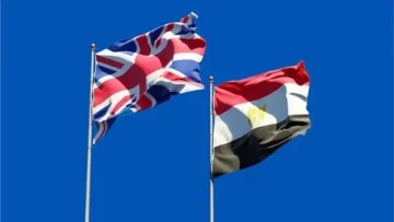 مصر تتطلع إلى تعزيز التعاون مع بريطانيا في مجالات التجارة والاستثمار والسياحة.