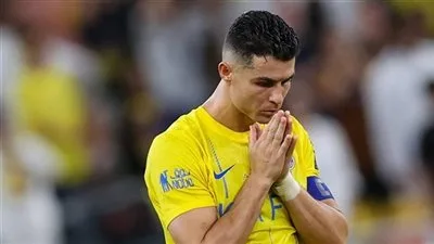 كريستيانو رونالدو يستقبل خورخي خيسوس بعد انضمامه لتدريب نادي النصر السعودي