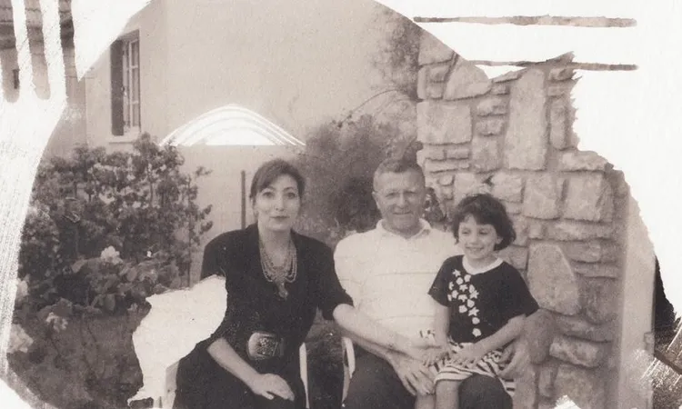 بابا والقذافي يشرعان في مسيرتهما العالمية من فينيسيا مع ثلاث عروض مميزة