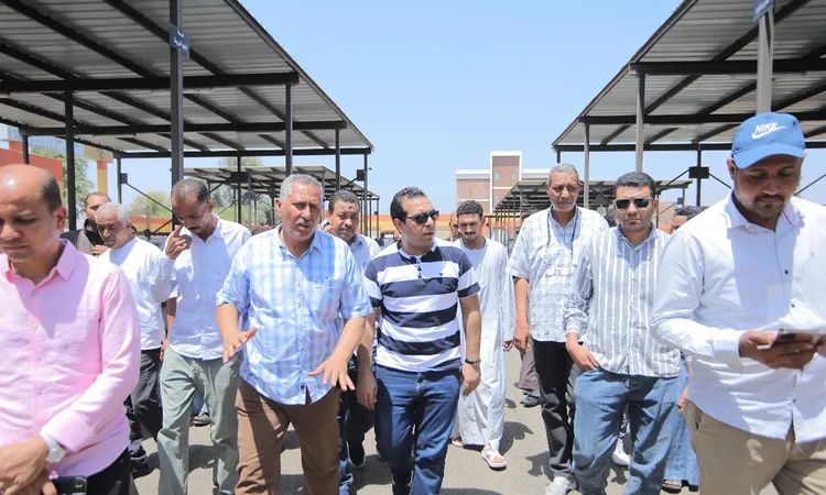 [نائب محافظ قنا يستعرض تفاصيل جولته الميدانية في مركز أبوتشت]