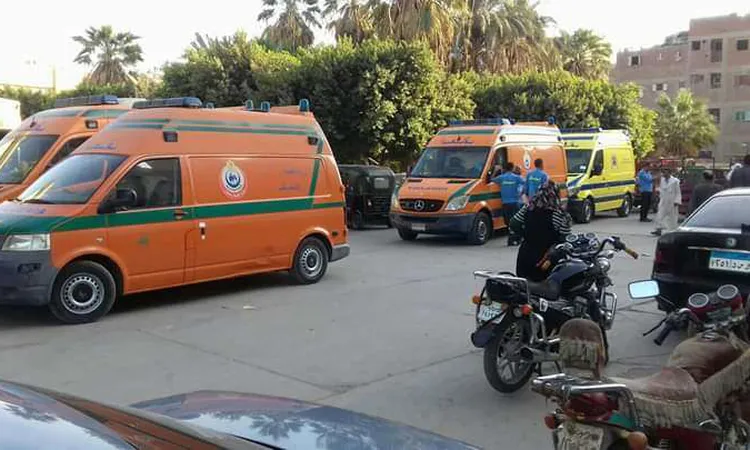 شقيقان يطعنان عاملًا في بني سويف بسبب مضايقته لوالدته