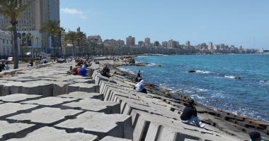 درجات حرارة قياسية في القاهرة وتحذيرات من اضطرابات بحرية قادمة