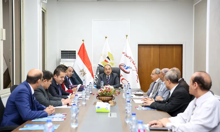 محمد شيمي يلتقي بمركز معلومات قطاع الأعمال لتطوير استراتيجية شاملة لتحسين الأداء